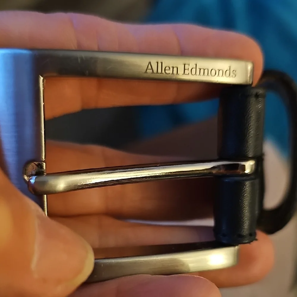 Allen Edmonds Black Leather Belt - Picture 7 of 7